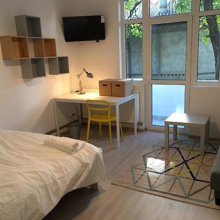 Relaxing Apartment And Great Location Bukarest Kültér fotó