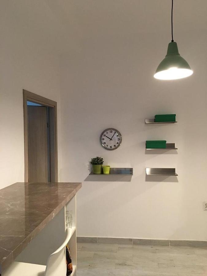 Relaxing Apartment And Great Location Bukarest Kültér fotó
