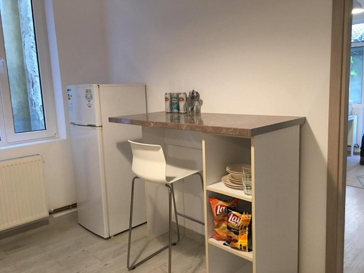 Relaxing Apartment And Great Location Bukarest Kültér fotó